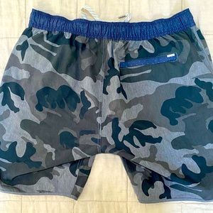 Vuori Mens Banks Short, Size Large, Grey Camo